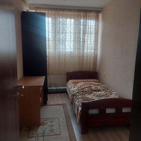 Hana'S Luxury Apartment Skopje Eksteriør bilde